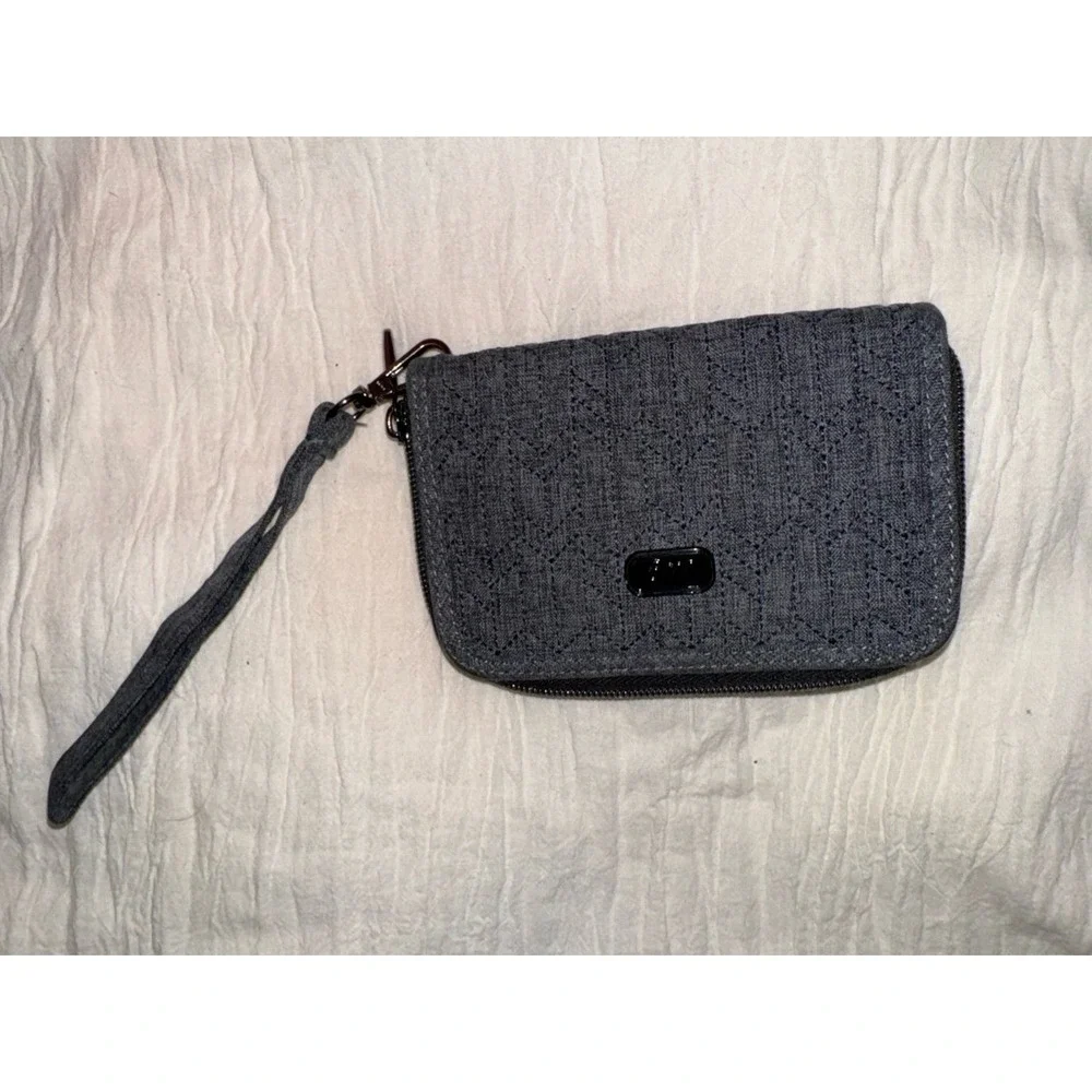 Lug Rodeo gray‎ black wristlet wallet zip around compact